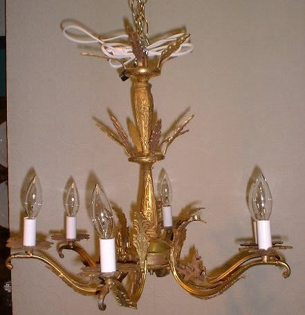 Chandelier number 1l002