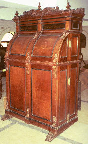 Beautiful Wells Fargo desk